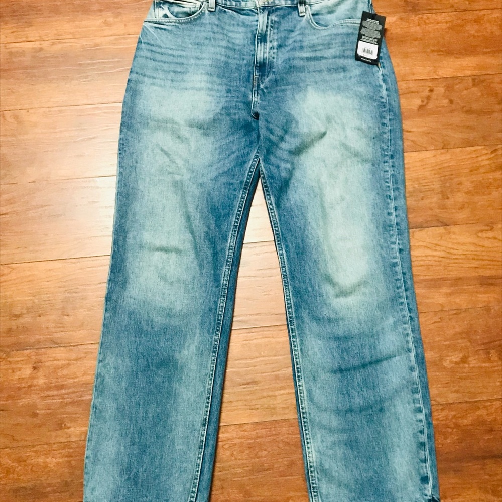 NWT Jade High-Rise Straight Loose Fit Jeans 👖 - Picture 3 of 5